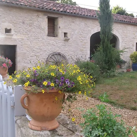 Chambres D'hotes Au Vieux Pressoir Frühstückspension Caussens
