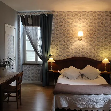 Frühstückspension Chambres D'hotes Au Vieux Pressoir Caussens