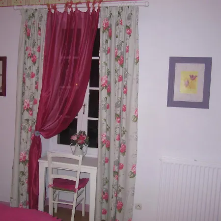 Frühstückspension Chambres D'hotes Au Vieux Pressoir